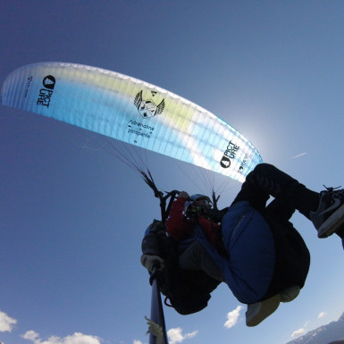 Paragliding flight the prestige flight