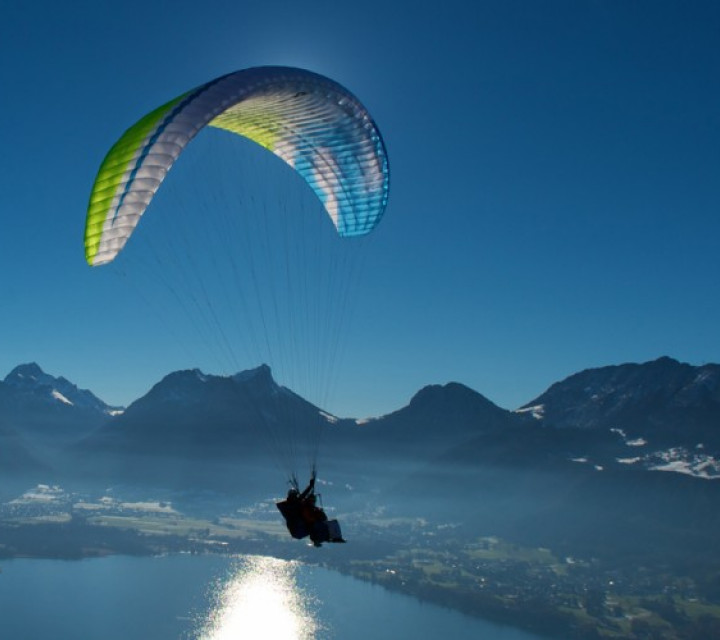 Paragliding flight Prestige Plus